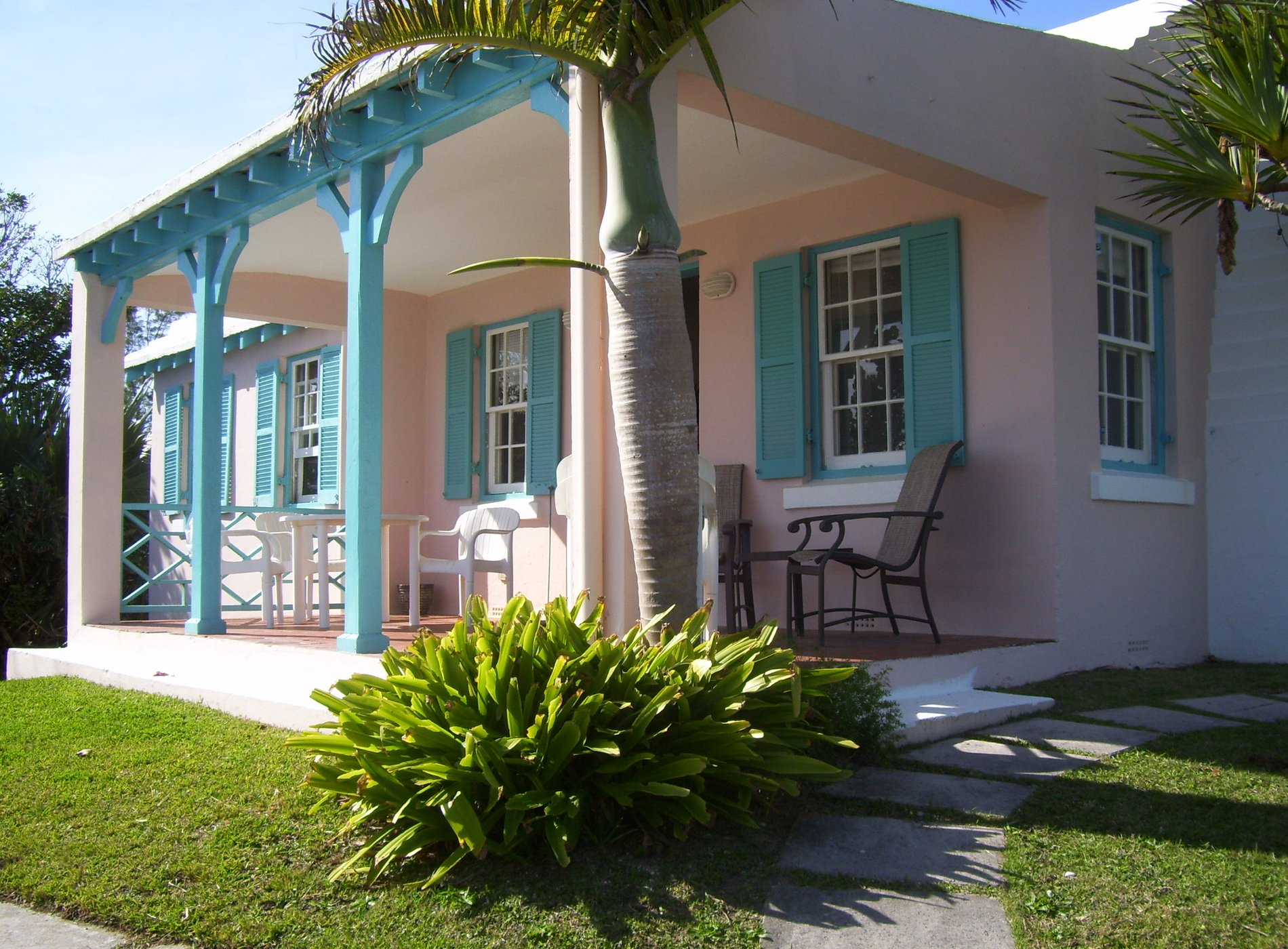 Grape Bay Cottages by null