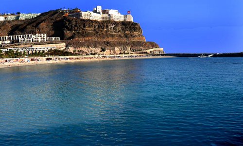 The RIU hotel in the distance at the top of the cliff.