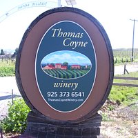 Thomas Coyne Winery Entrance