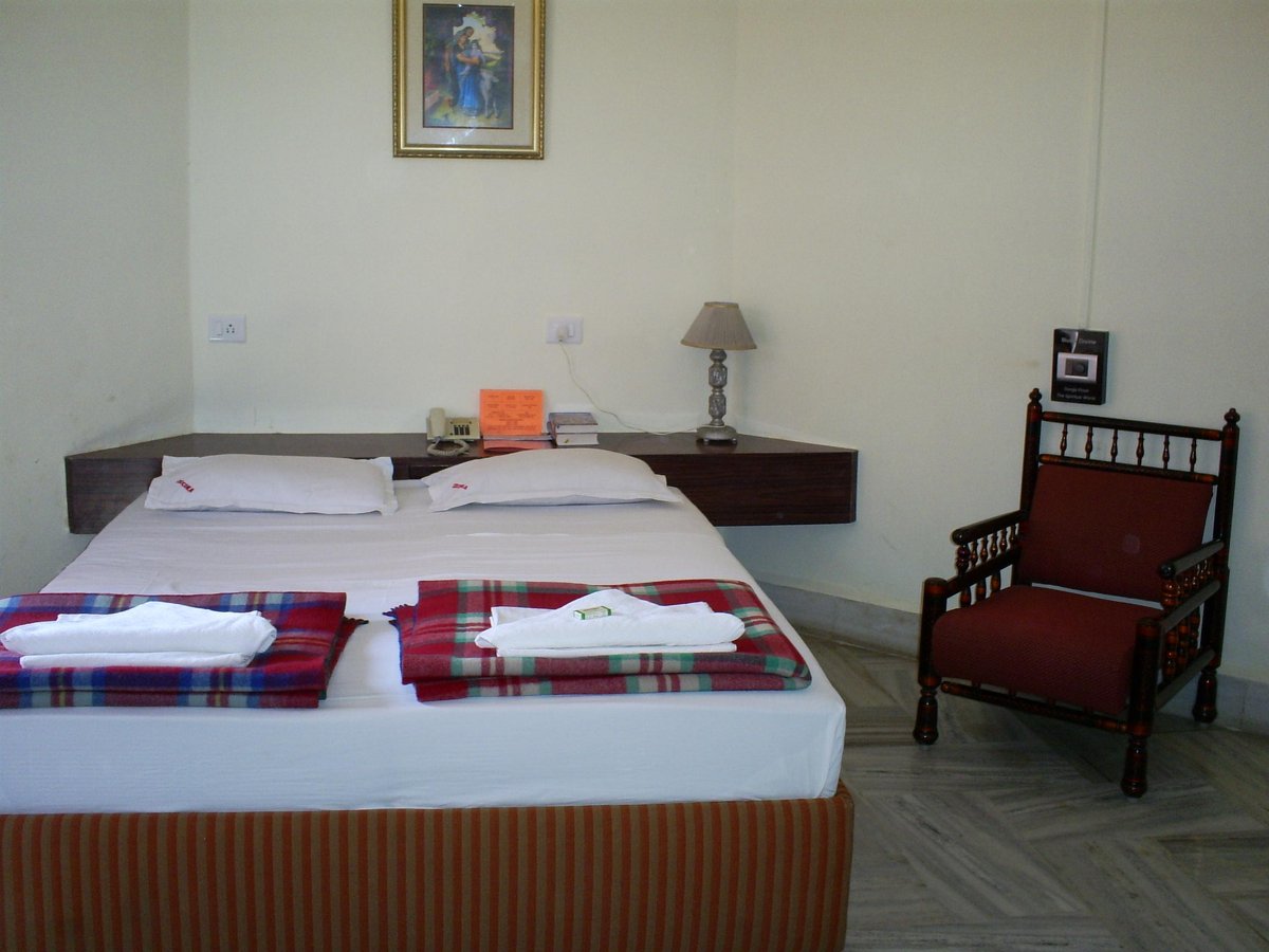 ISKCON Guest House Rooms: Pictures & Reviews - Tripadvisor