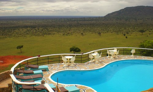 voi lodge we booked this trip on the beach