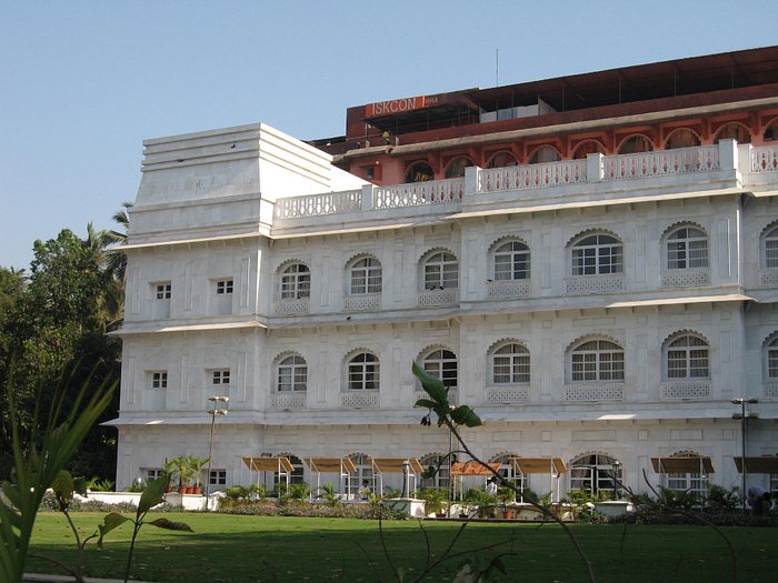 Hare Rama Hare Krishna Temple in Juhu,Mumbai - Best Temples in