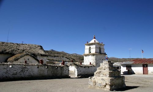 Iglesia de Parinacota