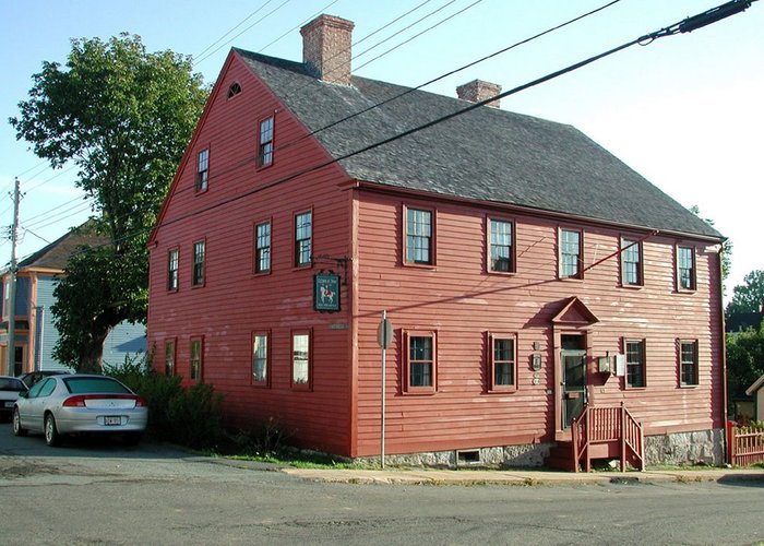 Lennox Inn 1791 Nova Scotia Canada