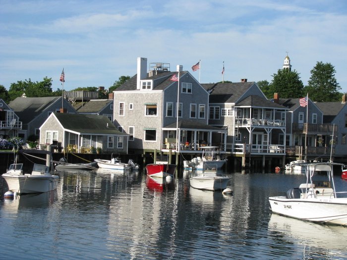 HOUSE OF THE SEVEN GABLES - Inn Reviews (Nantucket, MA)