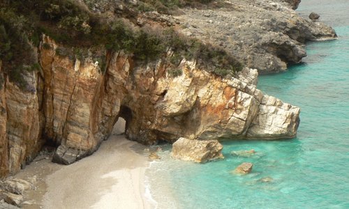 Beach Milopotamos