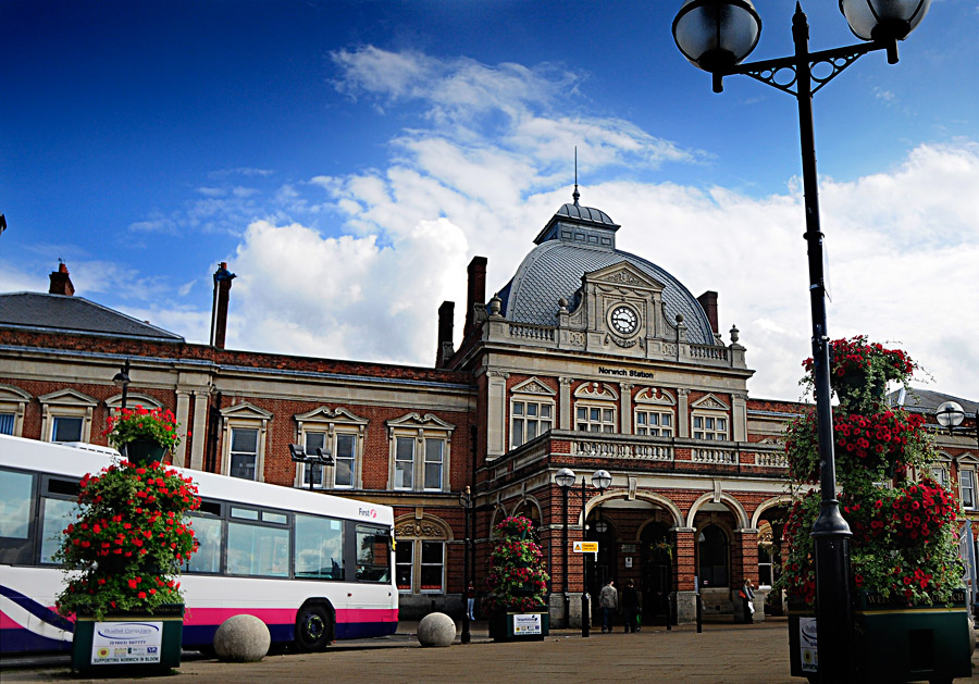 norwich station left luggage