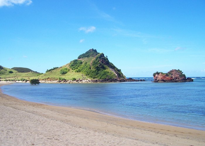 beach in front of novotel lombok
