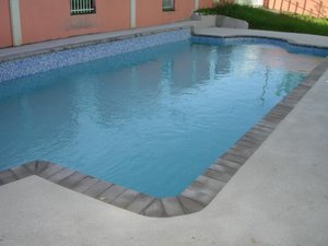 Piscina e praia
