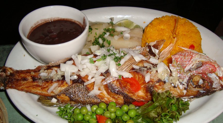 Yellowtail with yellow rice and bean soup