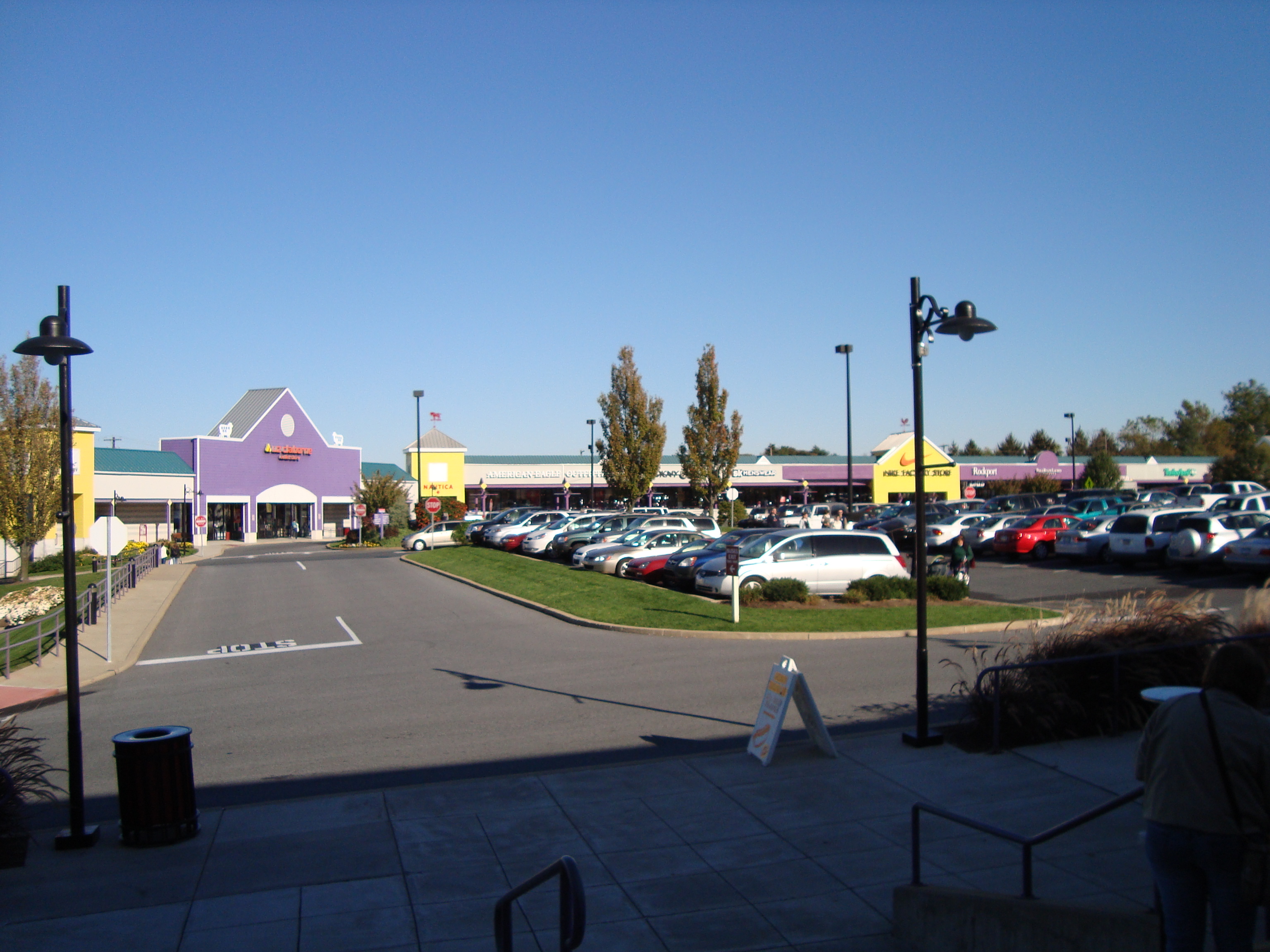 Rockport outlet stores near sales me