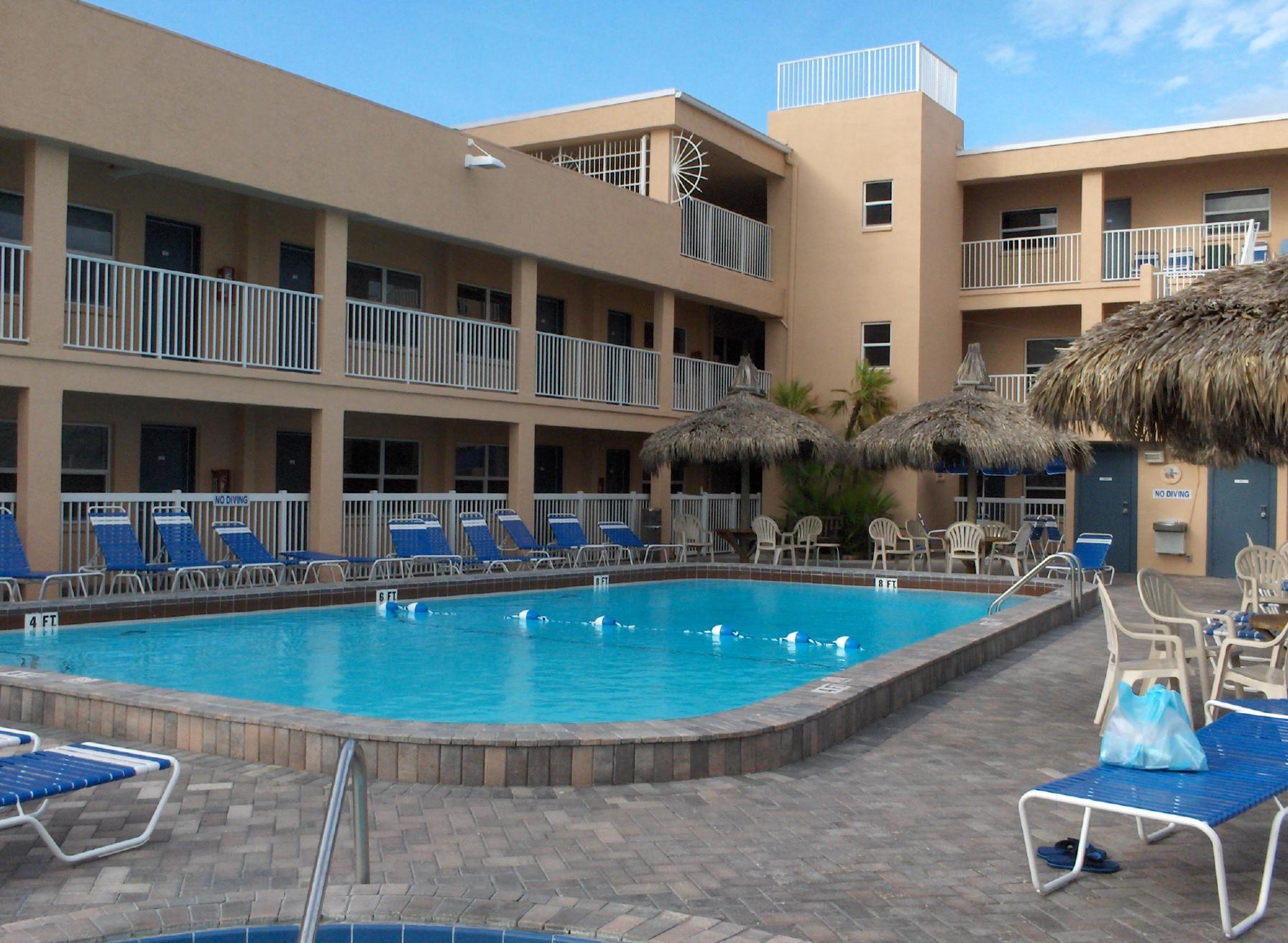 COMMODORE BEACH CLUB Tripadvisor   Madeira Beach 