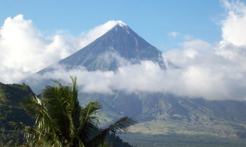 mayon volcano