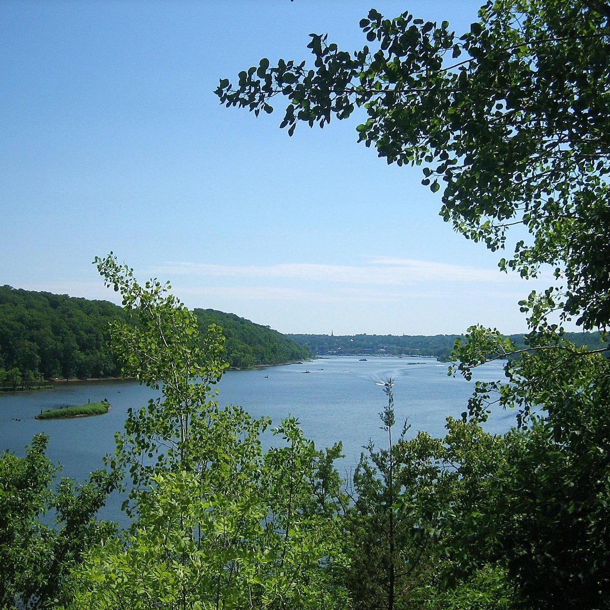 [https://dynamic-media-cdn.tripadvisor.com/media/photo-o/01/21/4b/68/st-croix-river.jpg?w=1200&h=1200&s=1|https://tse1.mm.bing.net/th/id/OIP.FLJ9NMRNqwICo5ZfacynLwHaHa?w=179&h=180&c=7&r=0&o=5&pid=1.7<!imgtitlel! photo