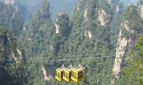 Cablecar in Zhangjiajie forest park -it beat the stairs!