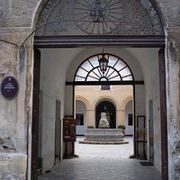 Lo Spasimo - entrata da via dello Spasimo