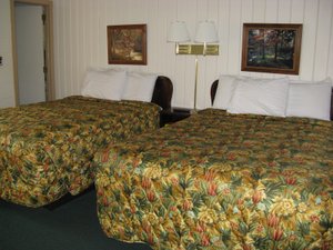 Room & Suite