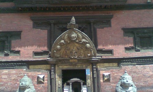 Patan Museum entrance