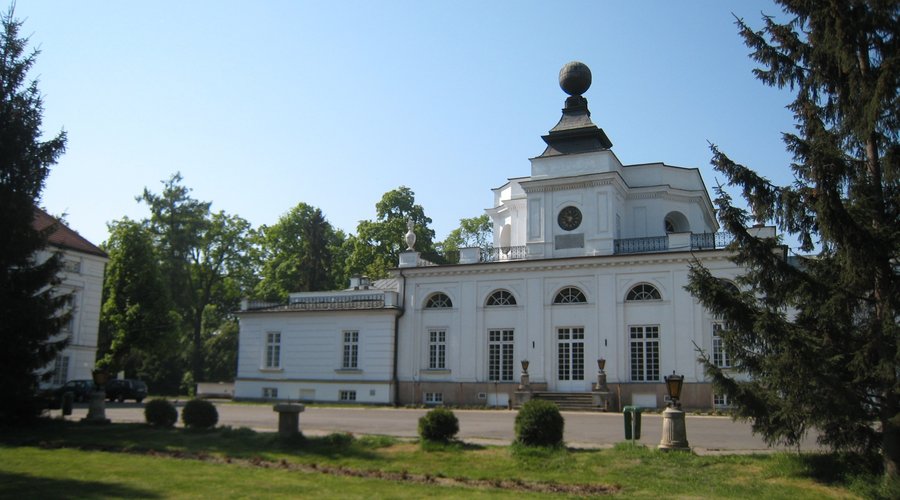 The exterior of the Palace itself - the restaurant is underneath it