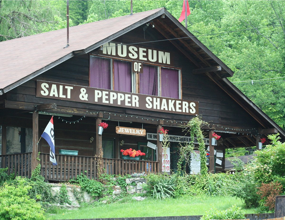Salt and Pepper Shaker Museum (Gatlinburg) - All You Need to Know BEFORE You Go