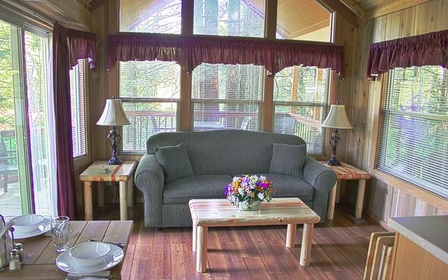 Luxurious cabins set into the Redwoods