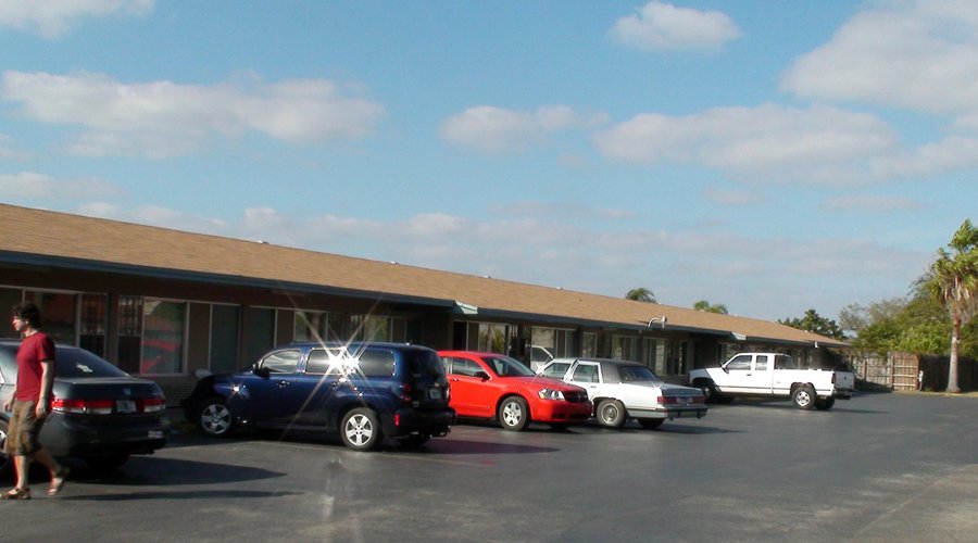 Coral Roc Motel