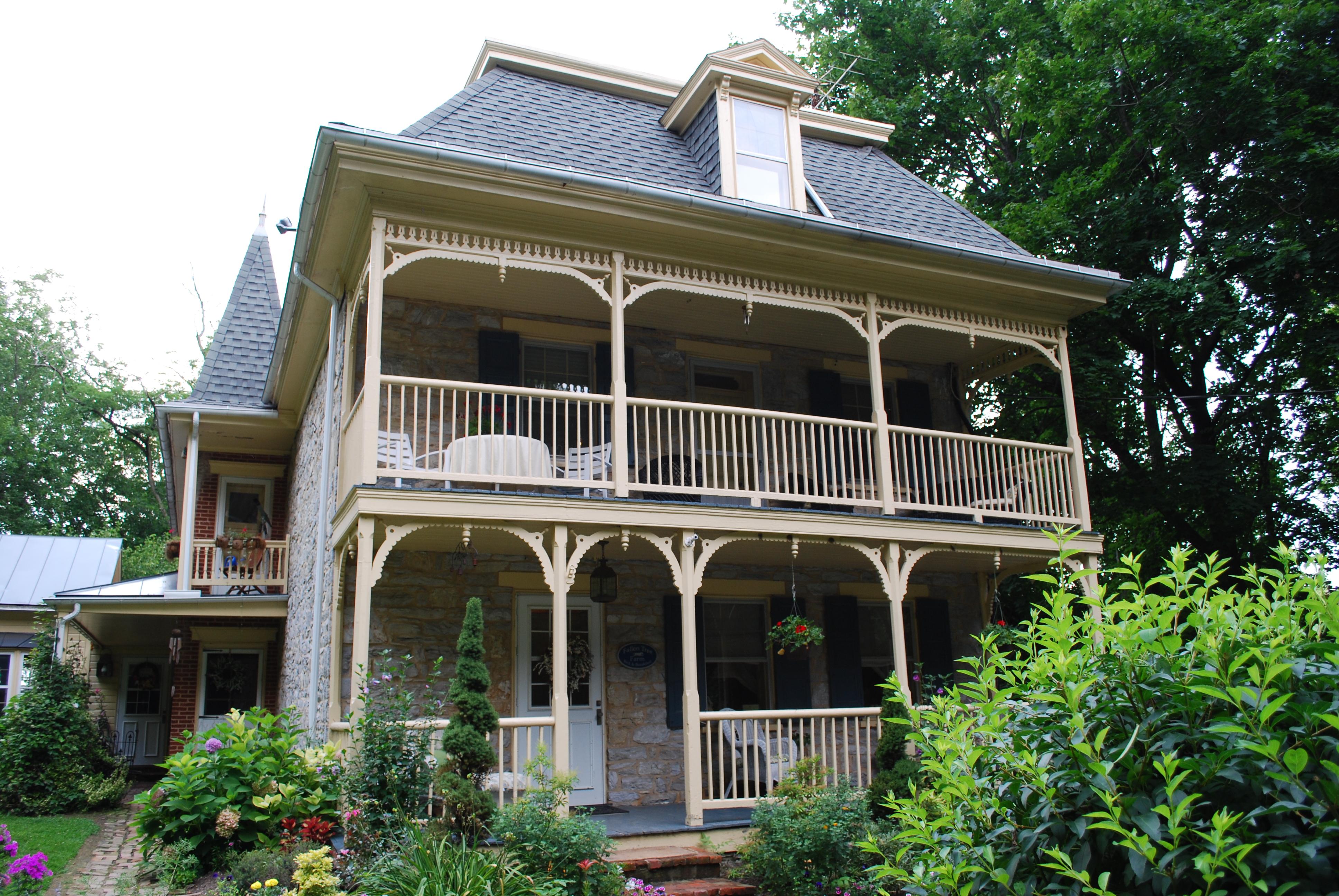 FALLEN TREE FARM BED AND BREAKFAST (Carlisle, PA) - Ulasan ...