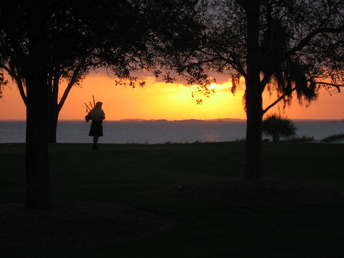 https://dynamic-media-cdn.tripadvisor.com/media/photo-o/01/3c/1f/5f/bagpiper-at-sunset.jpg?w=700&h=-1&s=1