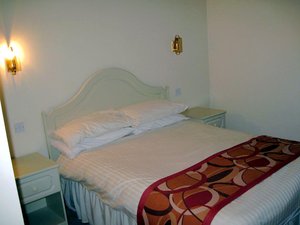 Room & Suite