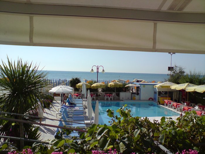 OXFORD - Updated 2024 Prices & Hotel Reviews (Jesolo, Italy)