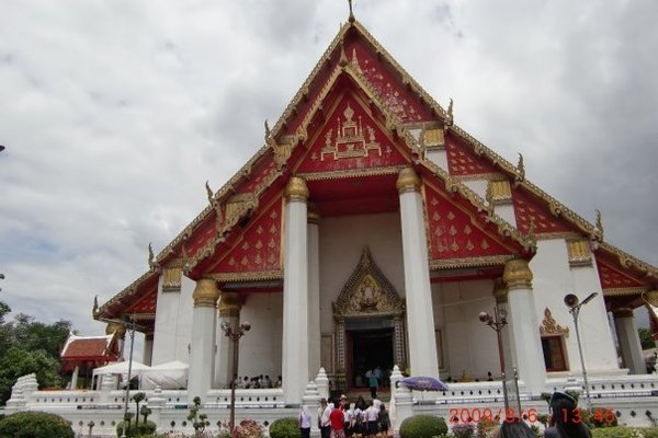 Wiharn Phra Mongkhon Bopit
