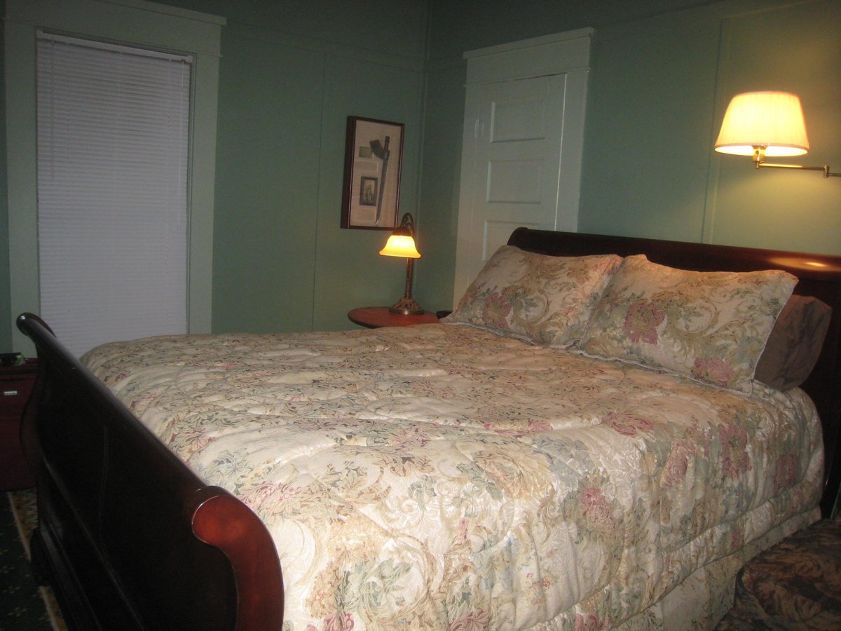 ROSE DALE FARM BED AND BREAKFAST - B&B Reviews (Piggott, AR)