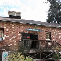 Shop & Tasting Room