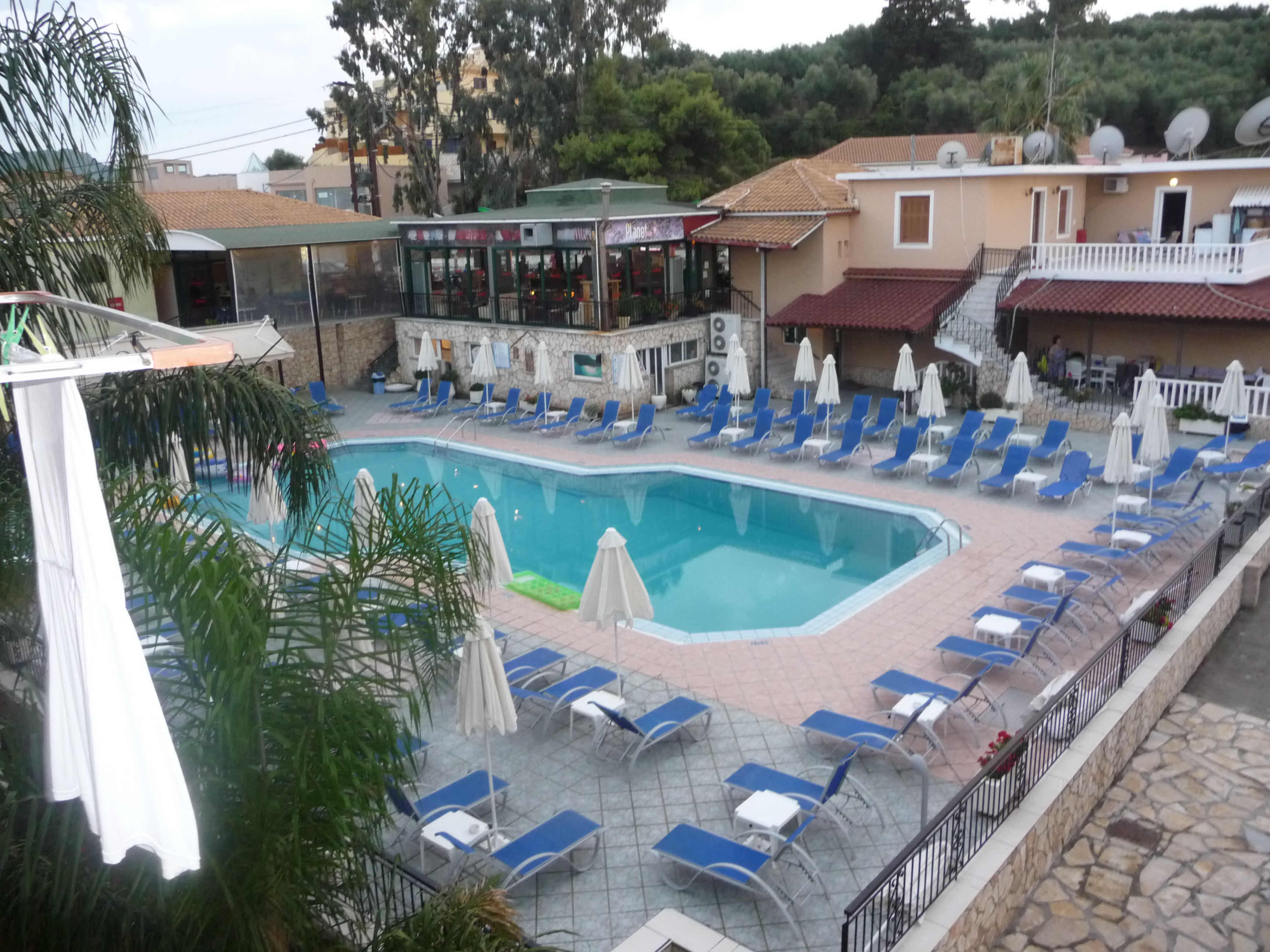 Planet apartments best sale tsilivi reviews