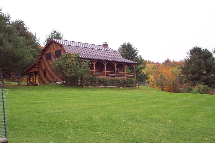 COUNTRY BUMPKIN BED AND BREAKFAST - B&B Reviews (Worcester, VT)