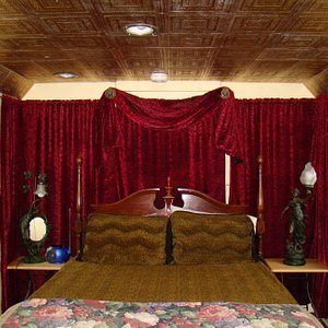 Bedroom in Caboose