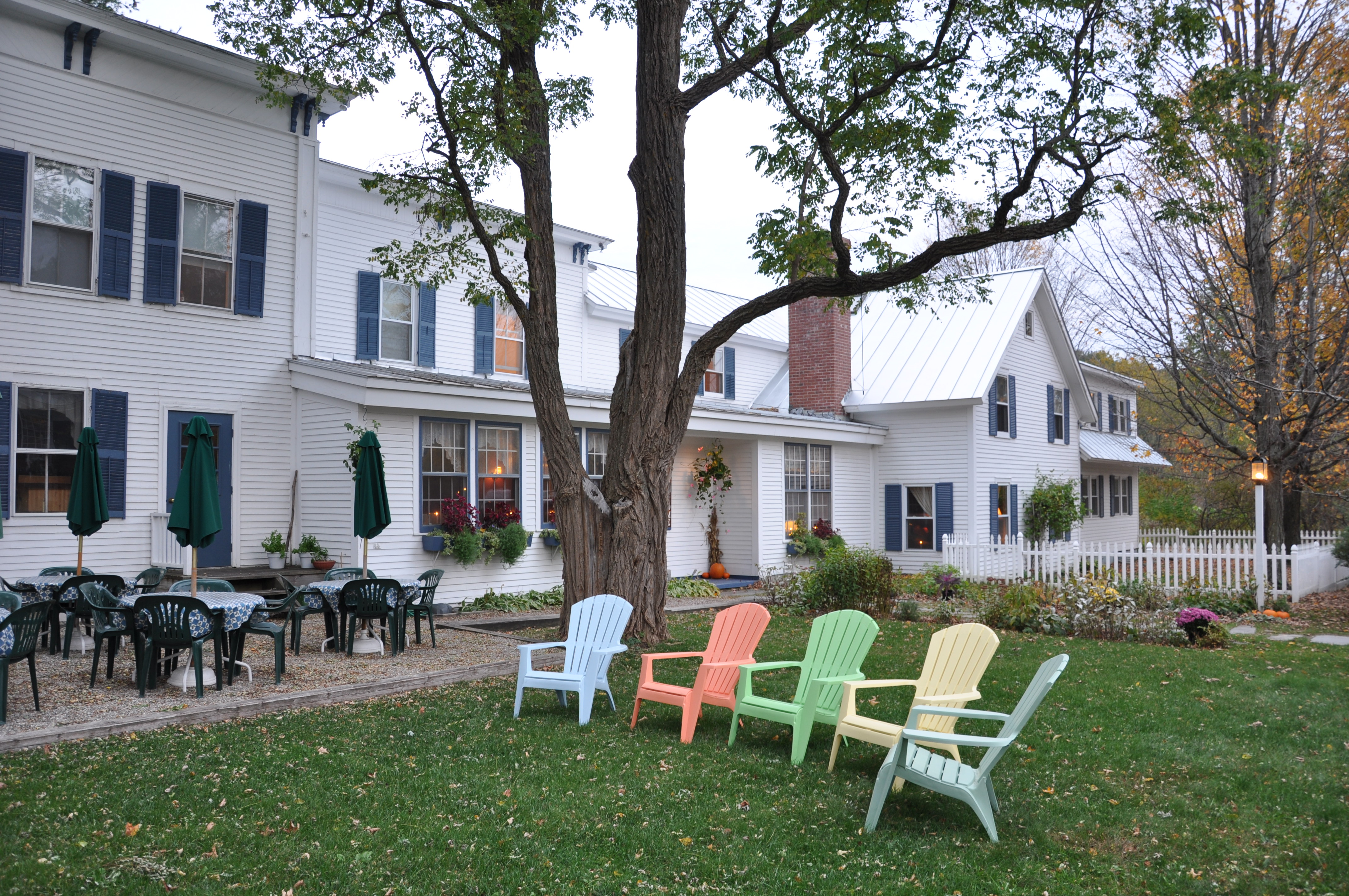 THE WAITSFIELD INN $112 ($̶1̶2̶5̶) - Updated 2024 Prices & B&B Reviews - VT