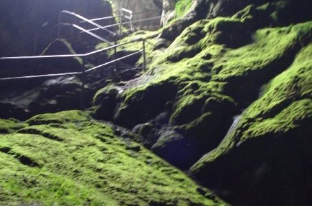 View of Zeus's cave from 1/3 of the way down.