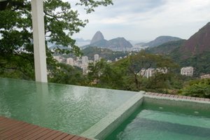 Piscina e praia