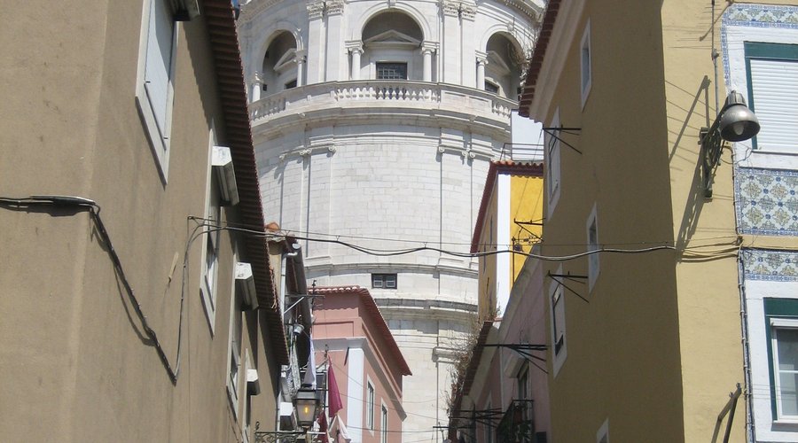 cerca de la feria da ladra