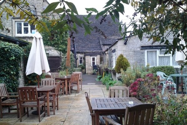 THE PRIORY RESTAURANT - Updated 2022 Reviews (Burford)