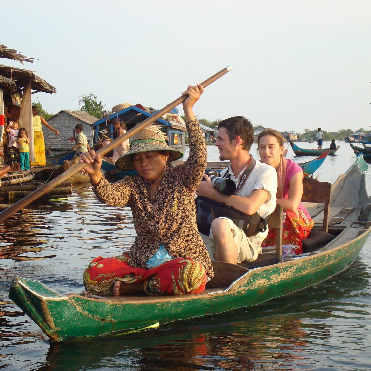 Сине сием казахская слушать. Siem Reap Köyü. Kampong Phluk Floating Village Boat trip Siem Reap Cambodia. Из Сием рипа в Хошимин. Ecotour.
