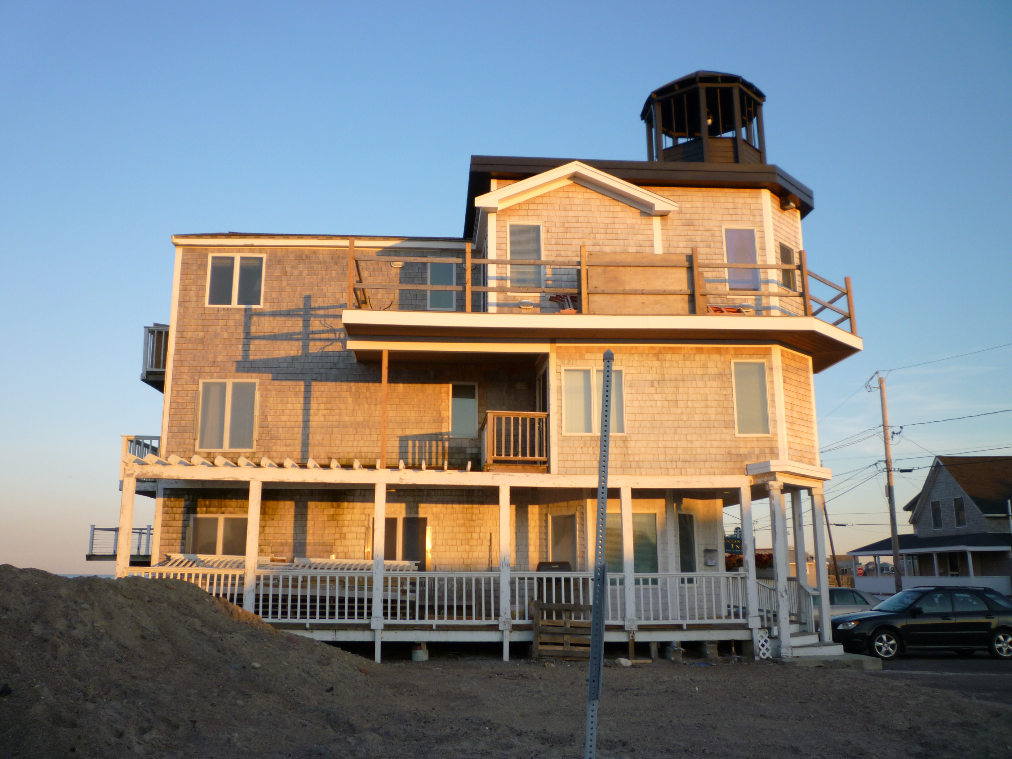 Oceanside Inn Hampton Beach: Your Ideal Coastal Getaway