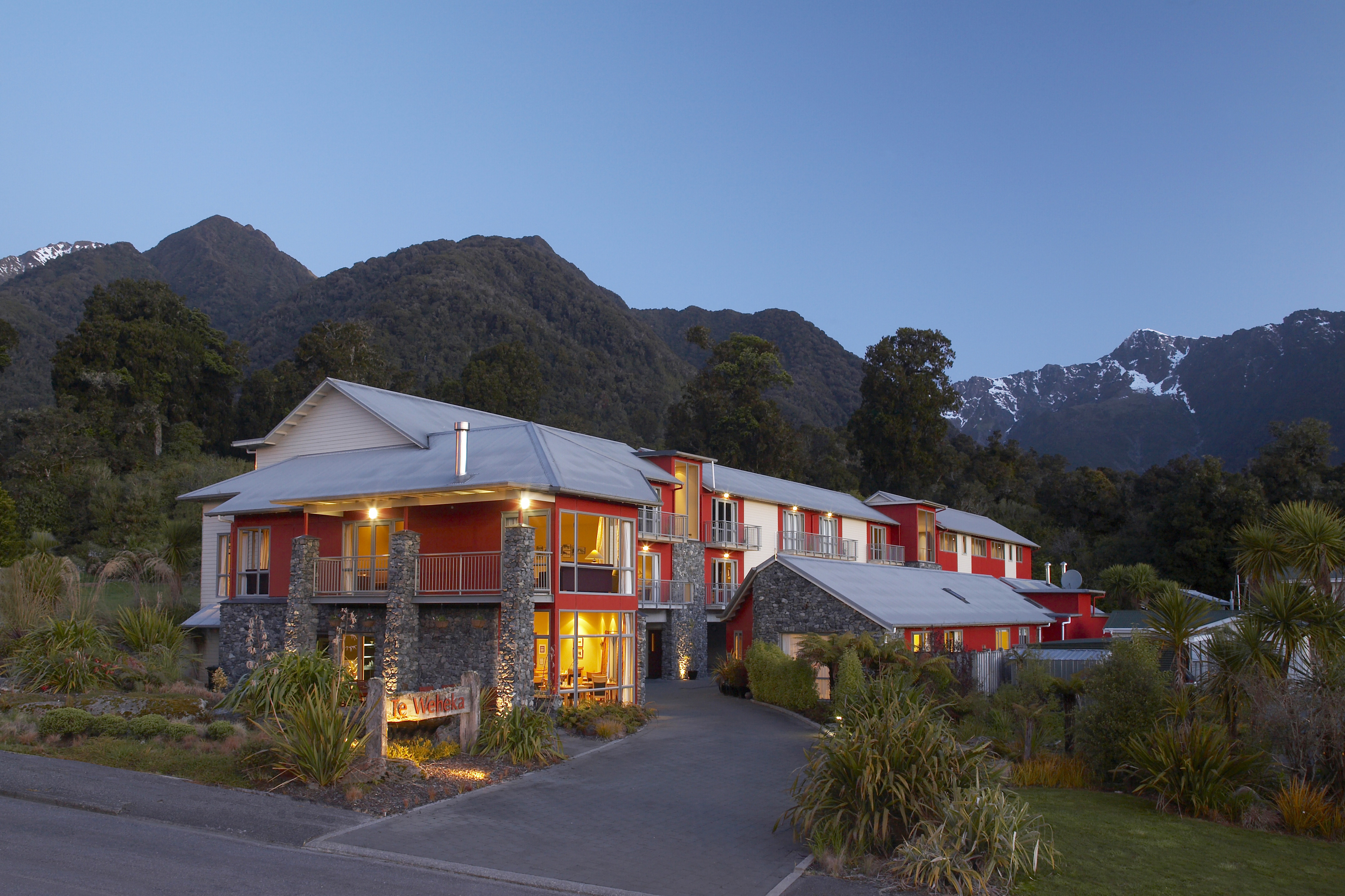 DISTINCTION FOX GLACIER TE WEHEKA BOUTIQUE HOTEL Updated 2024