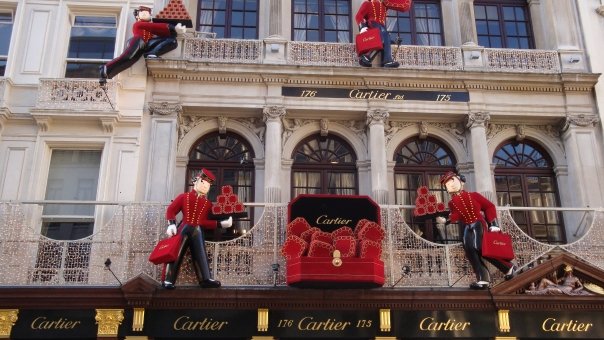 Cartier showroom shop near me