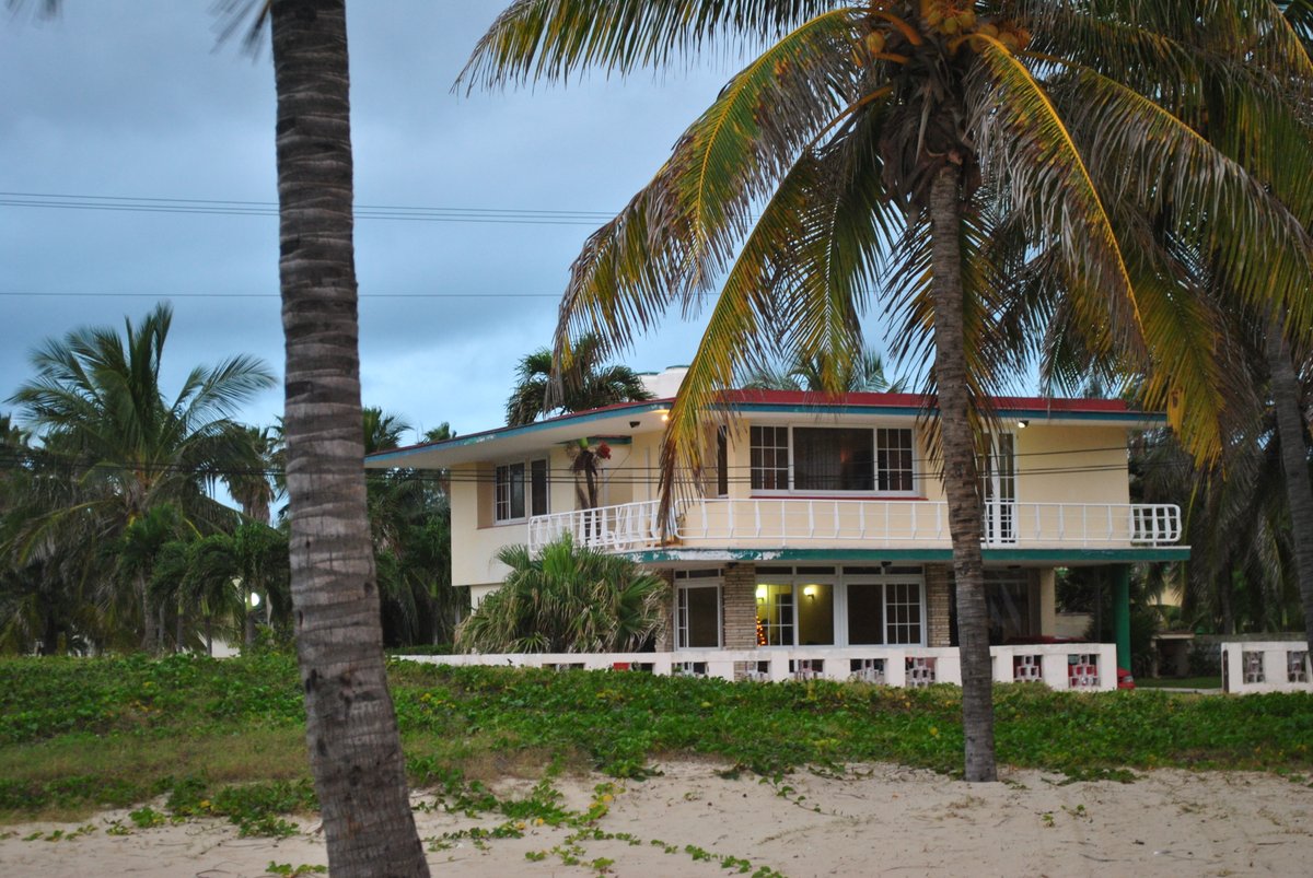 Caribe villa. Куба вилла отель. Hotel los Frailes Гавана