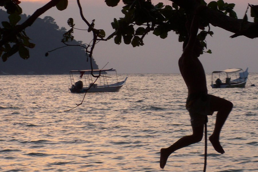 Suria beach resort pulau pangkor