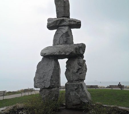 Inukshuk.