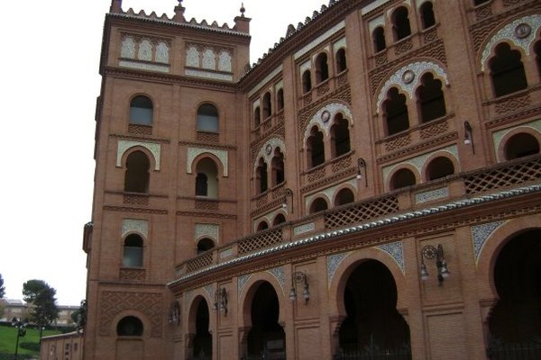 The Plaza de Toros.  The main bullfighting ring in Madrid.  No bullfights in December though.  N