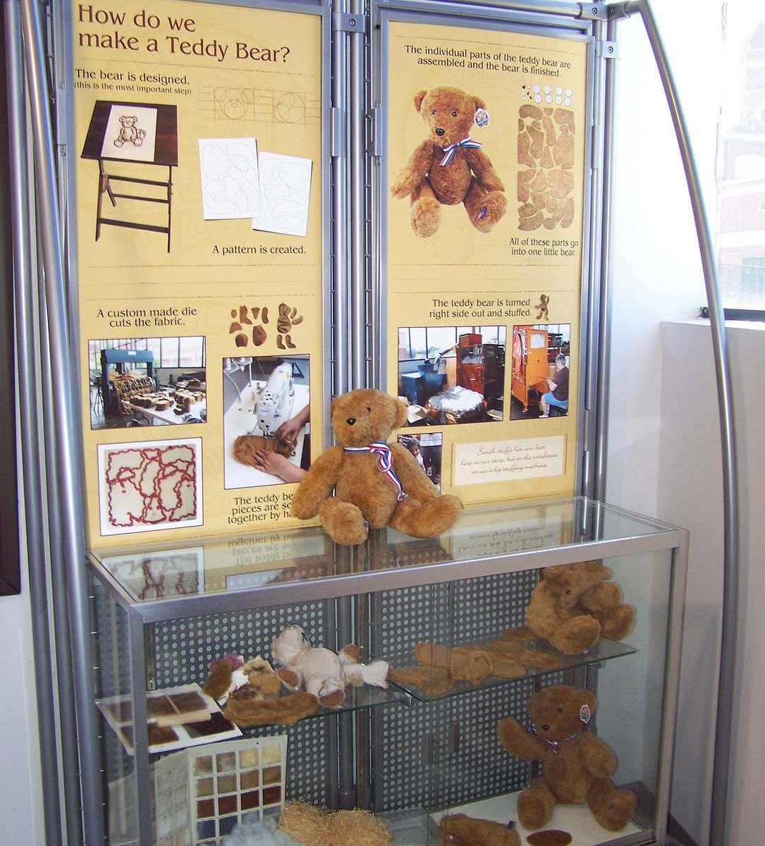 Teddy Bear Museum restaurants, addresses, phone numbers, photos